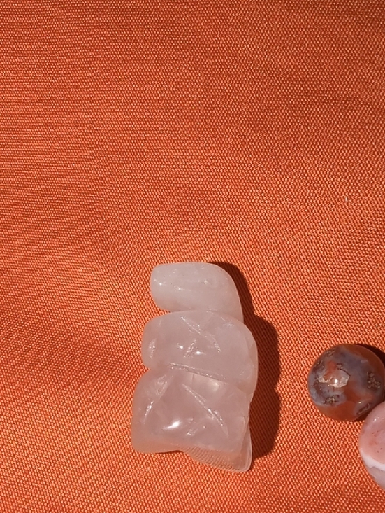 Rose Quartz Carving & Tumbled Stones - Pink, Rose, White & Brown - Picture 5 of 6